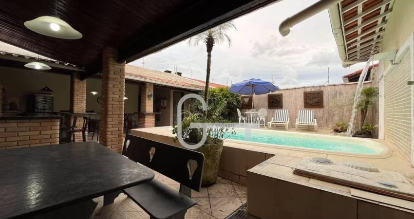 Casa com 3 dormitórios à venda, 182 m² por R$ 750.000,00 - Estância Balneária Maria Helena Novaes - Peruíbe/SP