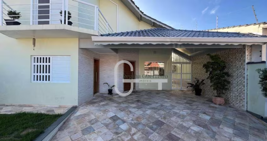 Casa com 3 dormitórios à venda, 218 m² por R$ 750.000,00 - Balneário Josedy - Peruíbe/SP