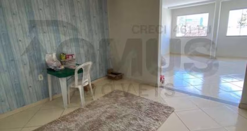 Casa Para Vender com 3 quartos, sendo 1 suíte no bairro Ponto Novo em Aracaju