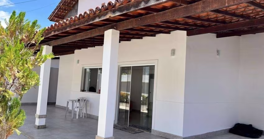 Casa 4 dormitórios ou + para Venda em Lauro de Freitas / BA no bairro Vilas do Atlântico
