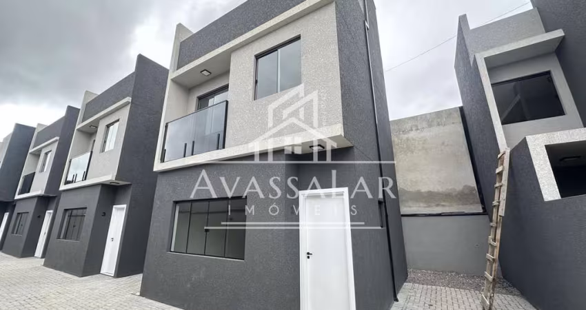 Sobrado à venda com 2 dormitórios e Terraço, Alto Boqueirão, CURITIBA - PR