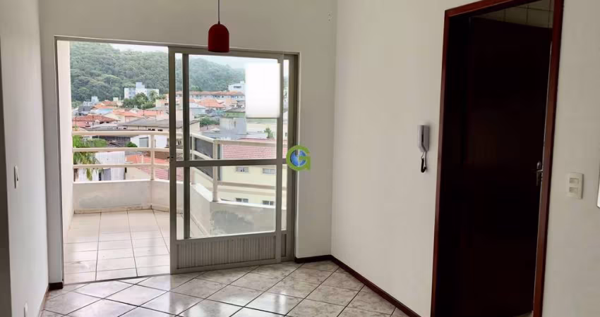 Apartamento à venda, Forquilhinha, São José 2 dorms, suíte, sacada.