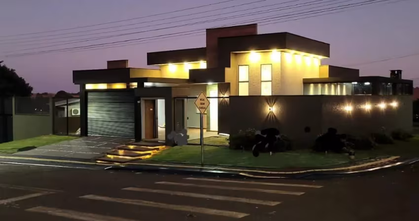 Linda e moderna casa em alto padrão em Sta Terezinha de Itaipú