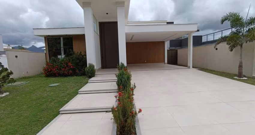 Casa para Venda em Rio das Ostras, Viverde II, 3 dormitórios, 3 suítes, 5 banheiros, 4 vagas