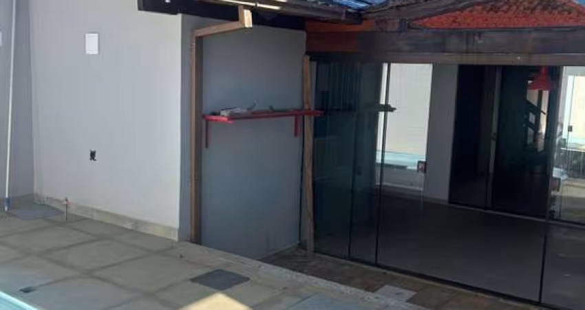 Duplex para Venda em Rio das Ostras, Recreio, 3 dormitórios, 1 suíte, 2 banheiros, 1 vaga
