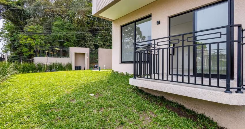 Sobrado com 3 Suítes, 2 vagas, churrasqueira à venda, 190 m² por R$ 1.290.000 - Vista Alegre - Curitiba/PR