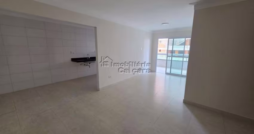 Apartamento com 02 dormitórios no Caiçara á 150 metros da praia!!!