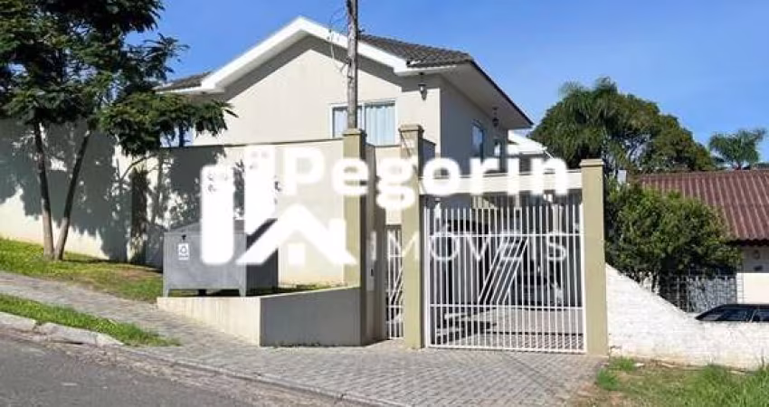 Sobrado 03 qts sendo uma suíte com hidro no bairro Santa Cândida, Curitiba-PR