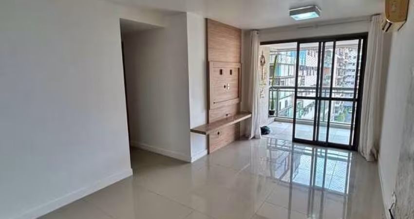 Apartamento com 3 quartos para alugar no Condomínio Park Premium