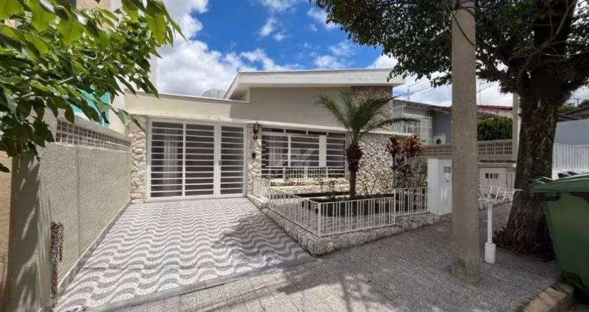 CASA NO JARDIM LEONOR PRONTA PARA MORAR