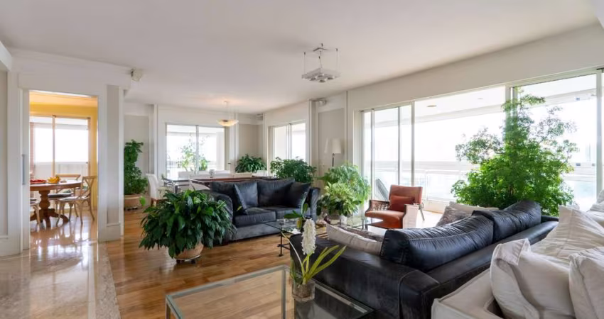 Elegante apartamento tipo para venda com 3 quartos, sendo 3 suítes, 260m²