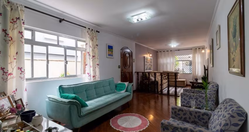 Sensacional sobrado para venda com 3 quartos, sendo 3 suítes, 200m²
