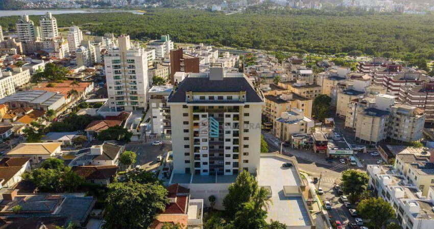 Apartamento com Terraço
