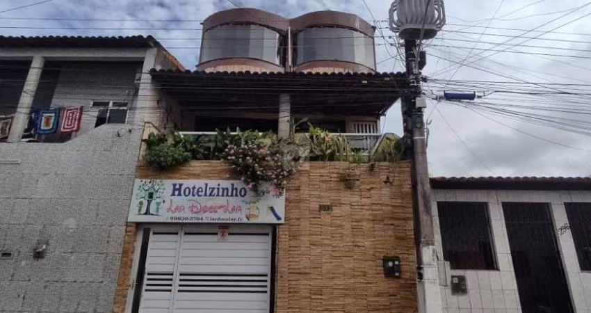 Casa à venda, 3 quartos, 2 suítes, 1 vaga, Olaria - Aracaju/SE