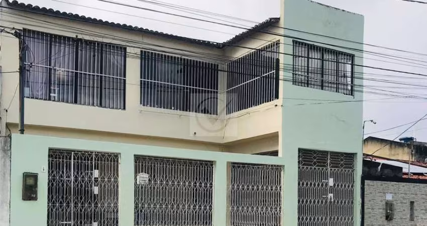 Casa Residencial à Venda – Bairro José Conrado de Araújo