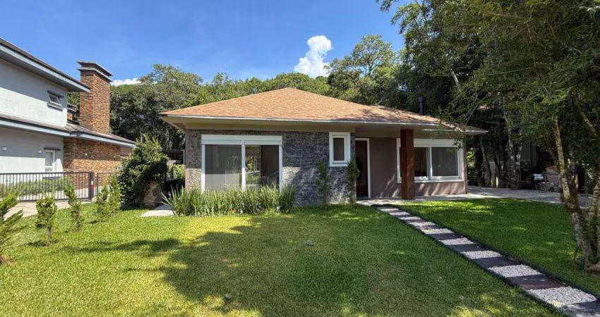Casa 04 Dorm. à venda no Bairro Vila Nova de Gaia com 166 m² de área privativa - 2 vagas de garagem