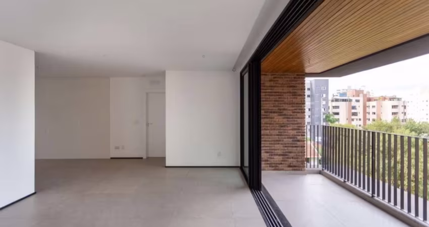 Melhor oportunidade de apartamento de alto padrão no Ahú, 3 dormitórios, 3 suítes, 2 vagas