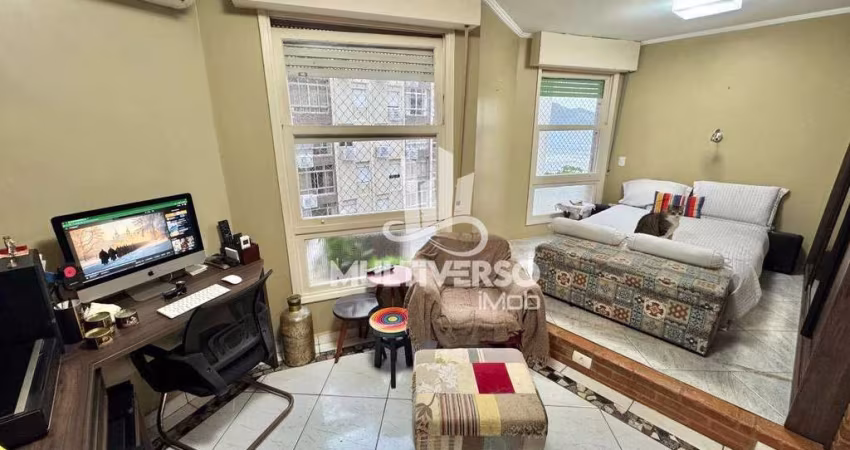 PROCURANDO UM IMÓVEL REFORMADO COM VISTA LATERAL PARA O MAR? ENTÃO VEM CONHECER ESSA OPORTUNIDADE!!!