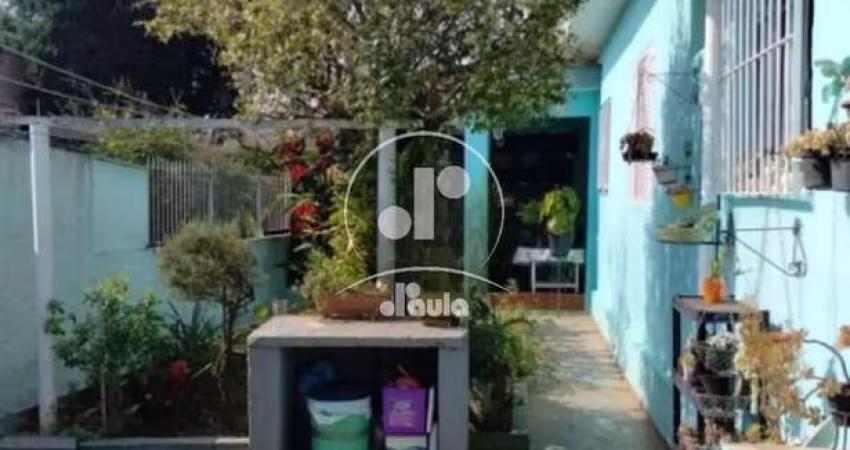 Vila Cecíla Maria. Terreno plano com casa antiga e habitável no local.