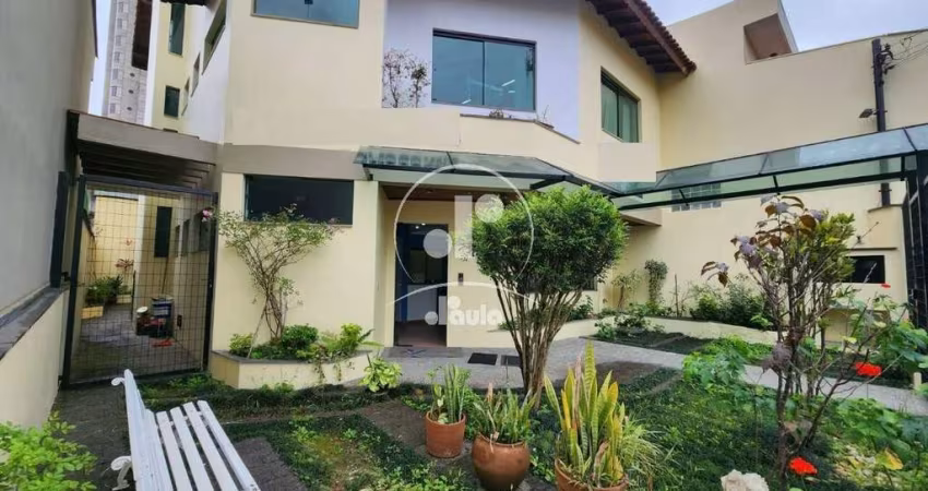 Prédio comercial 324m², para Alugar com 10 salas no Bairro Jardim - Santo André/SP.