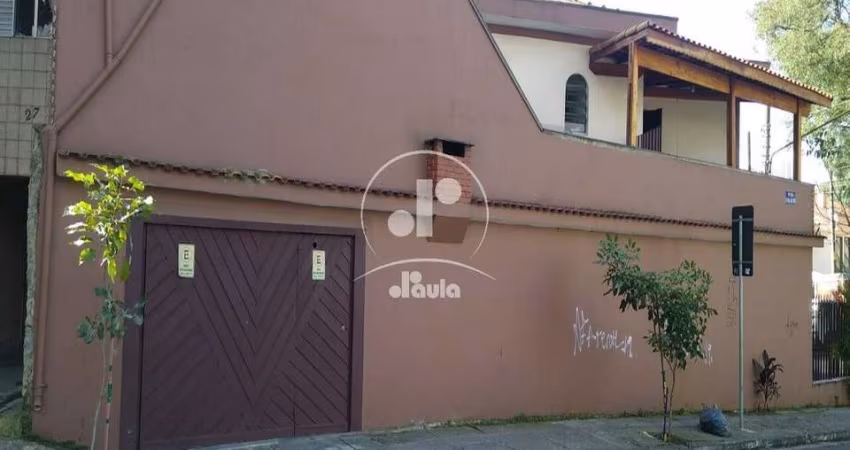 Sobrado no Rudge Ramos à venda!! Sobrado é de esquina São 3 dormitórios sendo suítes,todas com box de vidro, 01 suite com varanda coberta, 3 vagas