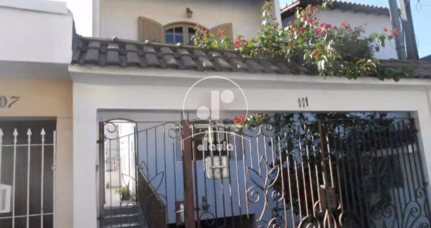 Sobrado à venda em Santo André-SP, Jardim Teles de Menezes: 3 quartos, 1 suíte, 1 sala, 4 banheiros, 3 vagas, 230m².