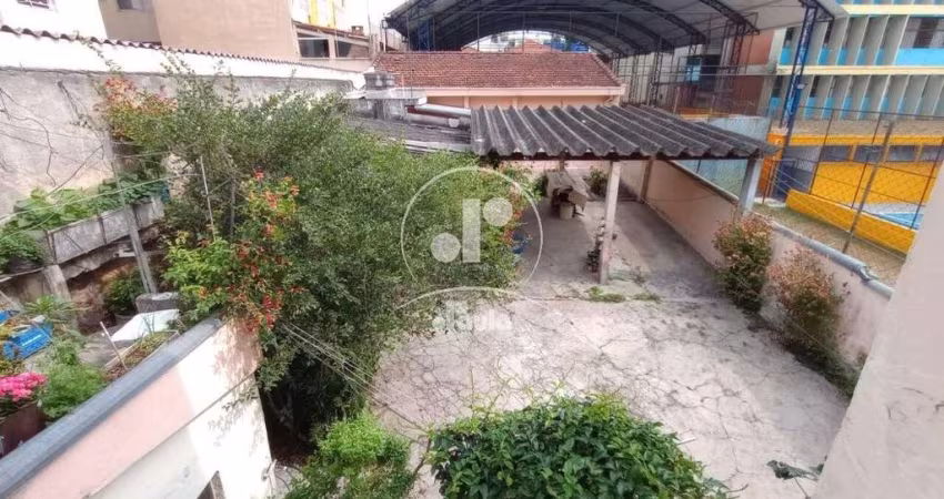 Sobrado de 374m² à Venda em Santo André-SP, Jardim Bela Vista 5 Quartos, 3 Salas, 4 Banheiros e 6 Vagas