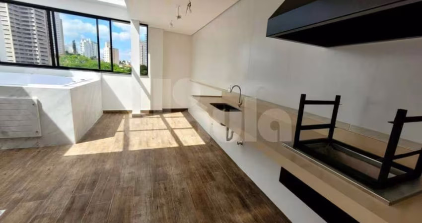 Cobertura Duplex com 110 m² de área, Nova Petrópolis, Terraço com churrasqueira e Jacuzzi. Fino acabamento.