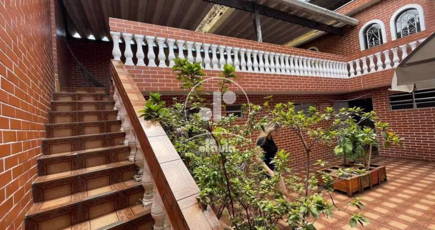 Casa térrea local bem tranquilo, excelente para casa de repouso 3 dormitórios suíte 7 vagas