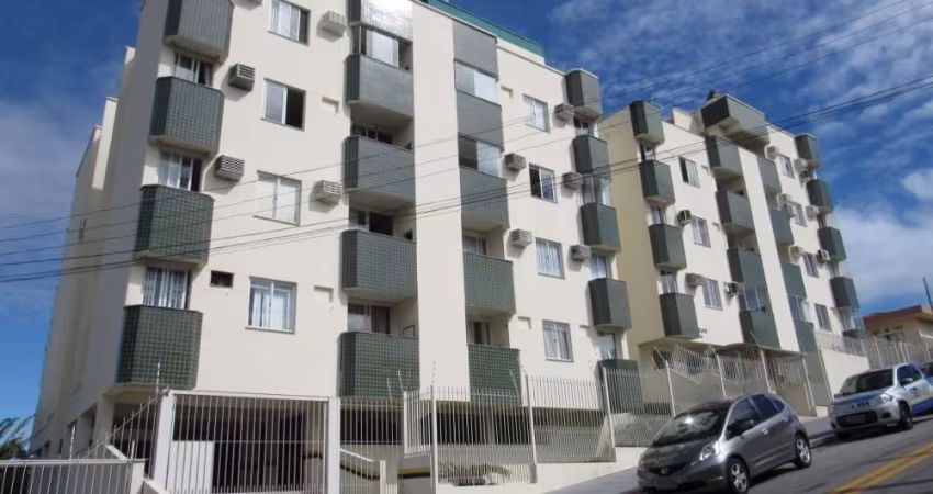 Apartamento com 3 quartos para alugar na Rua Gualberto Senna, 220, Jardim Atlântico, Florianópolis
