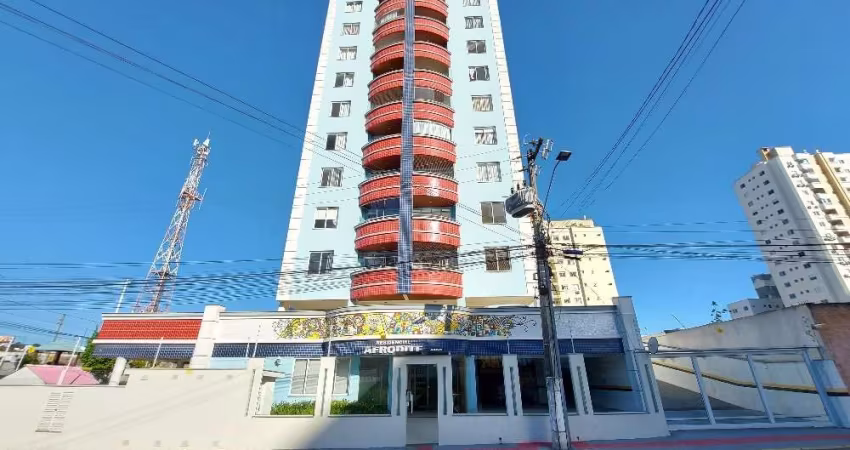 Apartamento com 2 quartos para alugar na Avenida Presidente Nereu Ramos, 1100, Campinas, São José