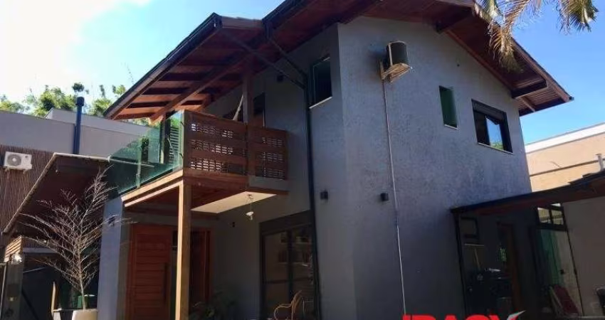 Casa com 3 quartos para alugar na Rua Laurindo Januário da Silveira, 5170, Lagoa da Conceição, Florianópolis