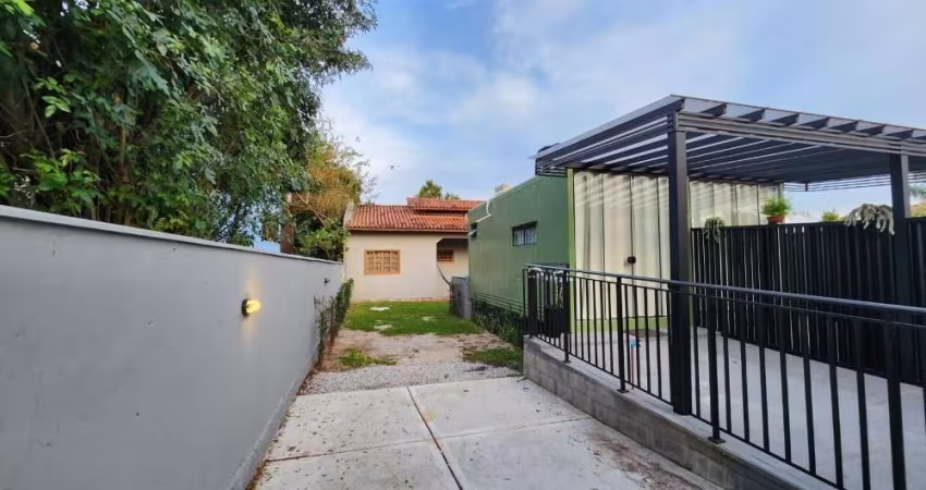 Casa com 2 quartos para alugar na Servidão João Batista Pires, 555, Campeche, Florianópolis