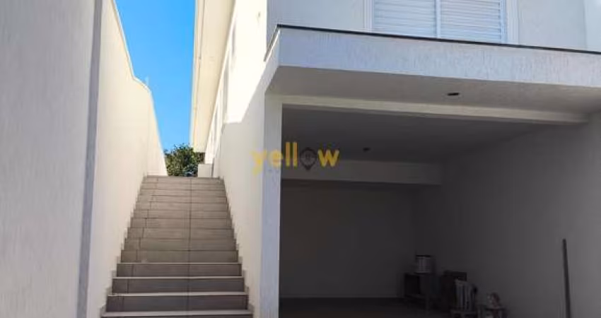 Casa à Venda em Barbosas - Arujá: 3 Dormitórios, 70m²