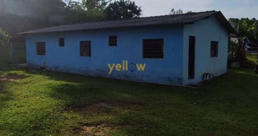 Chácara à Venda em Pouso Alegre: 3 Dormitórios, sendo 1 suíte por R$250k