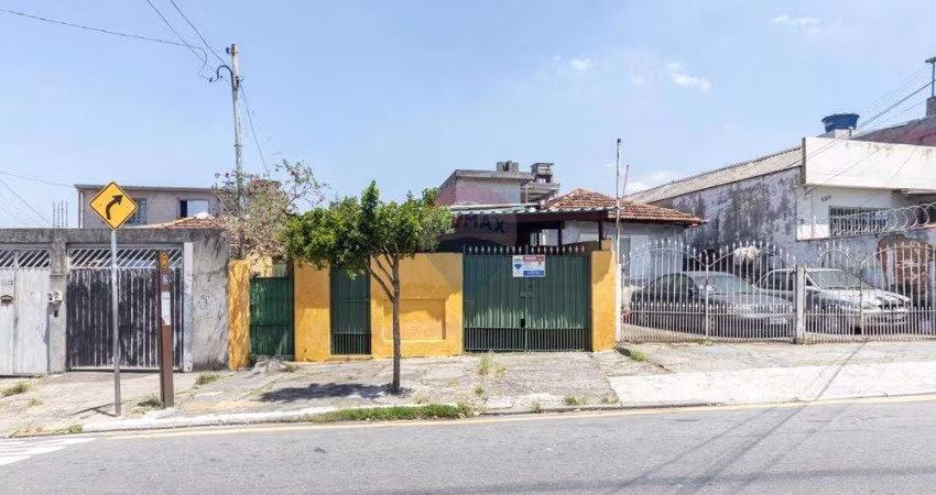 Casa Térrea à venda na Vila Bancária Zona Norte de São Paulo com 2 dormitórios  200m² - R$ 320.000,00