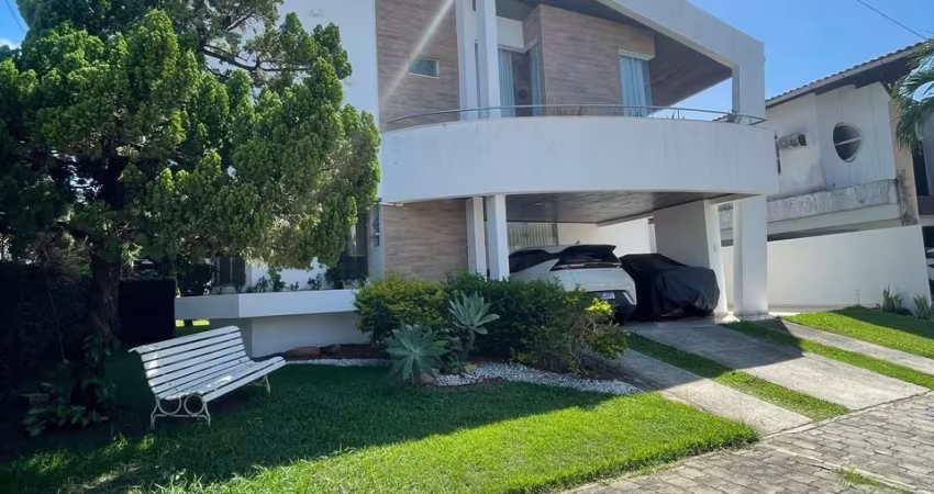 Linda casa duplex com 290m² com 4 quartos no West Park em Candelária Natal RN