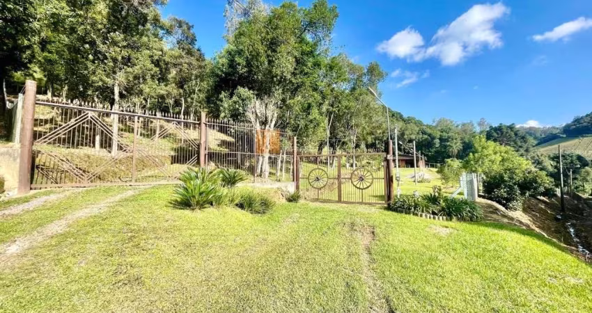 Chácara / sítio com 2 quartos à venda na Estrada Municipal, 48, Zona Rural, Farroupilha