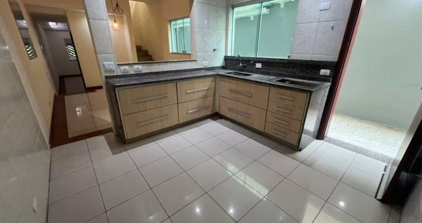 Casa 3 quartos, 2 vagas - FL35