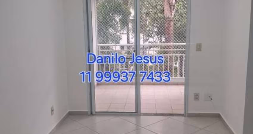 Apartamento com 3 dormitórios. FL51