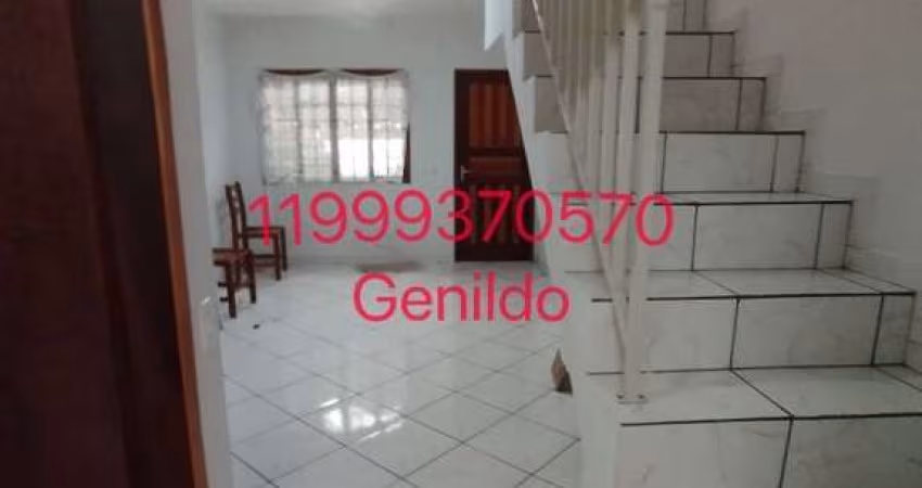 CASA  RUA SEM SAÍDA 2 QUARTOS 1 VAGA QUINTAL FACIL ACESSO AO METRO ACEITA PET FL55