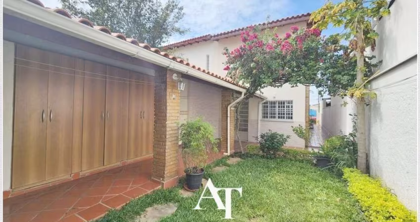 SOBRADO CAXINGUI - 3 DORMITORIOS (1 SUITE) COM 2 VAGAS