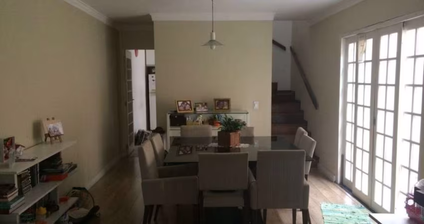 Sobrado no Jardim Maria Rosa ? 150m², 3 Dormitórios e Lazer Completo Código: FL12