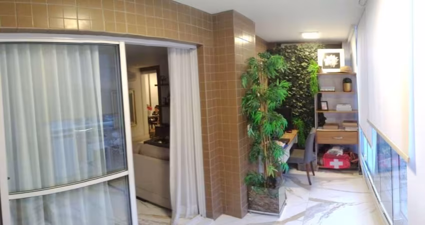 Cobertura no São Francisco, 234m², 3 Suítes, Lazer Completo e 3 Vagas - FL12