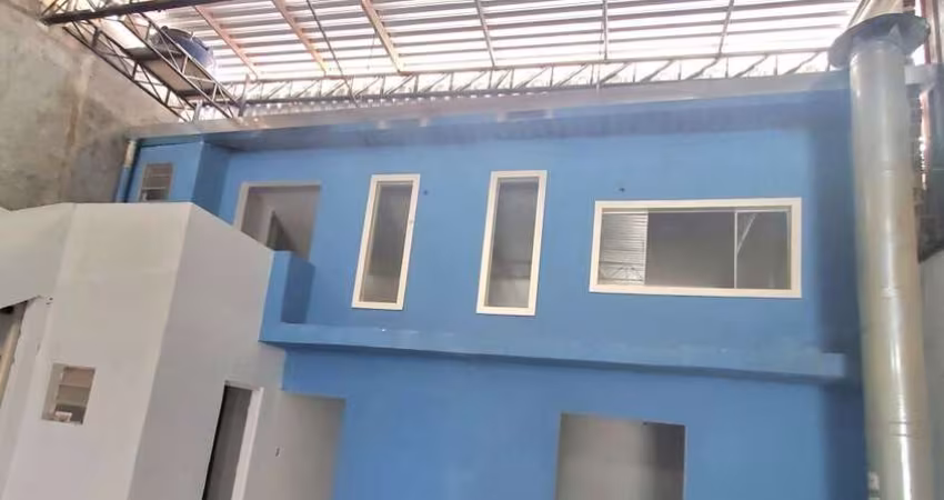 Galpão 260m no Rio Pequeno FL64