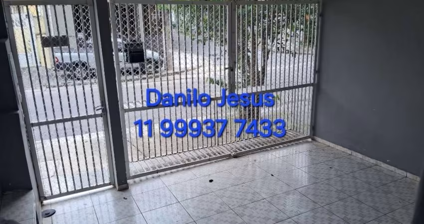 Casa com 2 dormitórios, 2 vagas e edicula. FL51