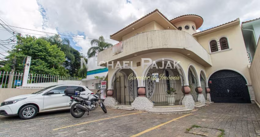 Casa tipo para venda com 6 quartos, sendo 2 suítes