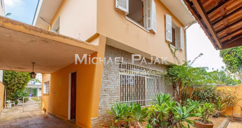 Casa tipo para venda com 3 quartos, sendo 1 suíte