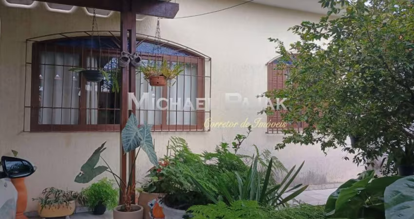 Casa tipo para venda com 3 quartos, sendo 1 suíte