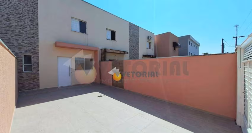 Sobrado com 2 dormitórios à venda, 75 m² por R$ 395.000,00 - Dos Golfinhos  - Caraguatatuba/SP